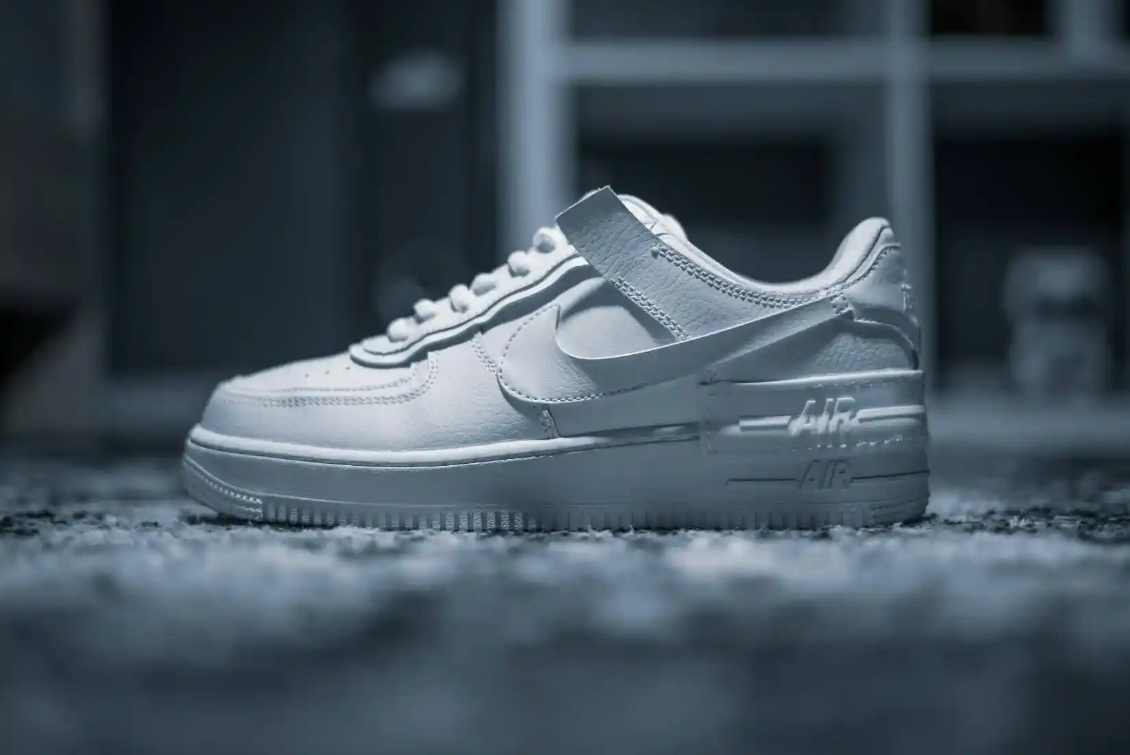 Minimalist Kicks: Why Clean Designs Are Trending