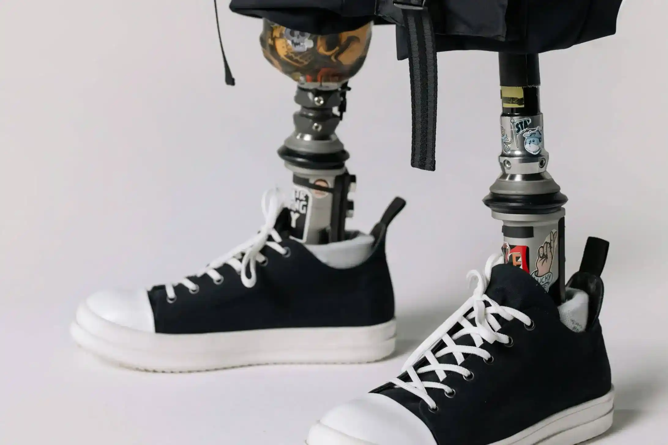 Tech Meets Style: Smart Sneakers and the Future of Footwear