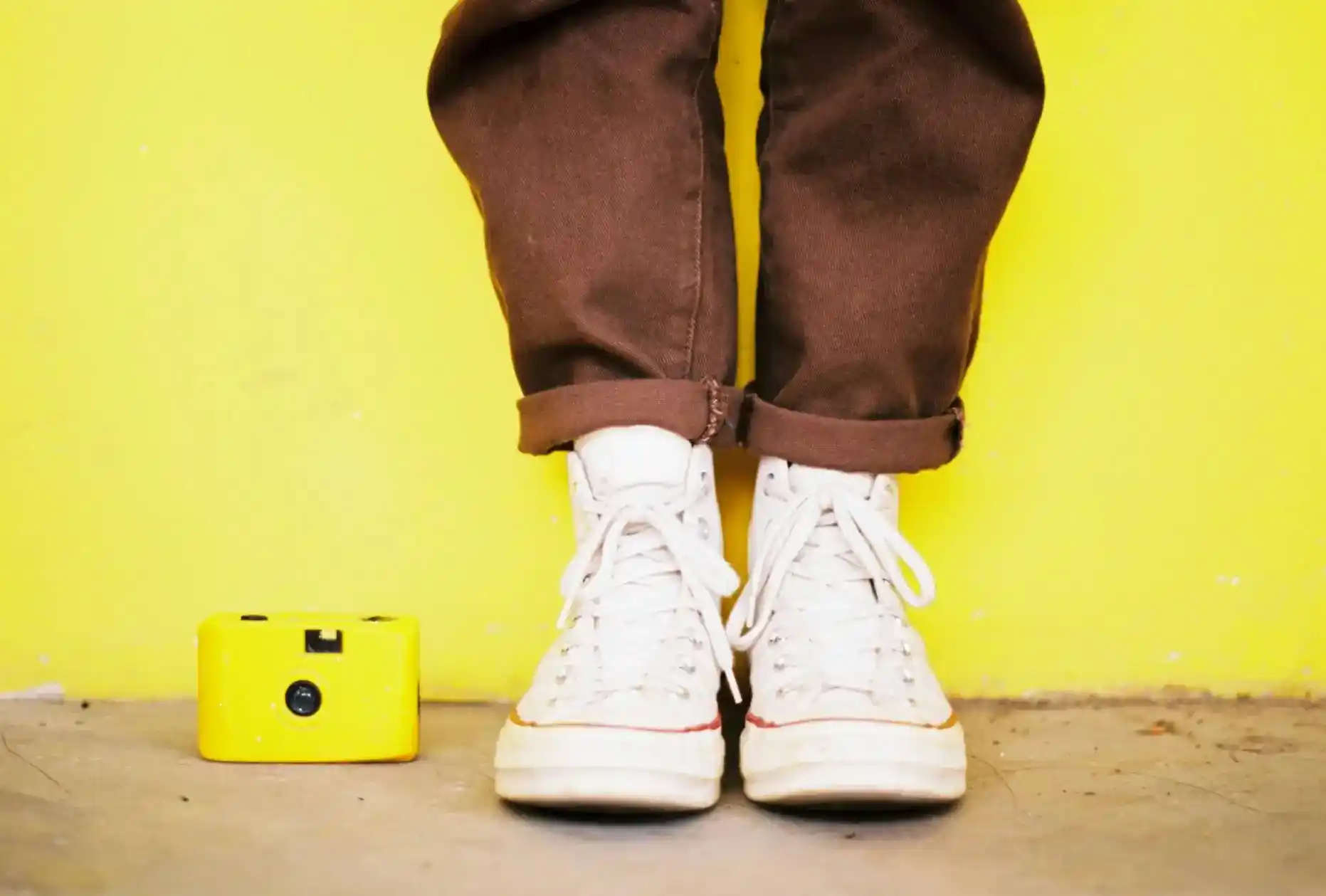 Tech Meets Style: Smart Sneakers and the Future of Footwear