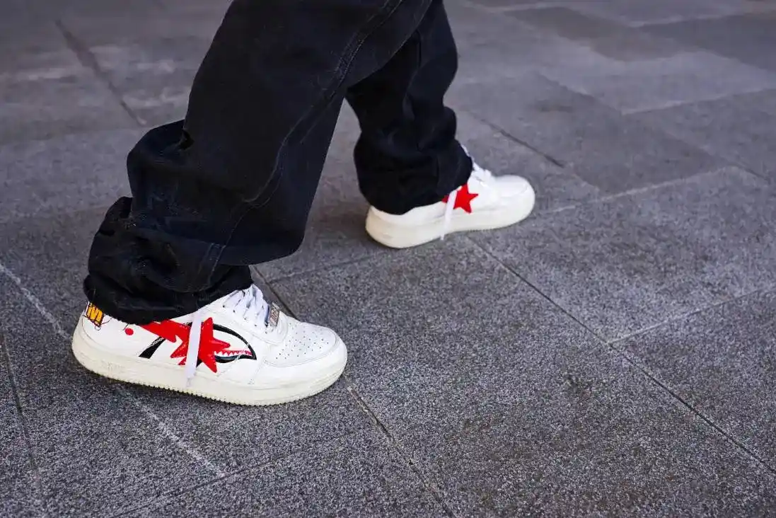 Unisex Sneaker Trends: Breaking Gender Norms in Footwear